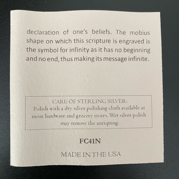 Laurel Elliott - Live By Faith Not By Sight - Silver Mobius Necklace - Picture 6 of 7